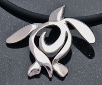 artistic sterling silver sea turtle pendant